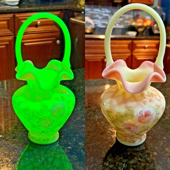 2003 Fenton Heirloom Optics Collection Burmese Glass Basket Hand Painted - Glows - Picture 10 of 10